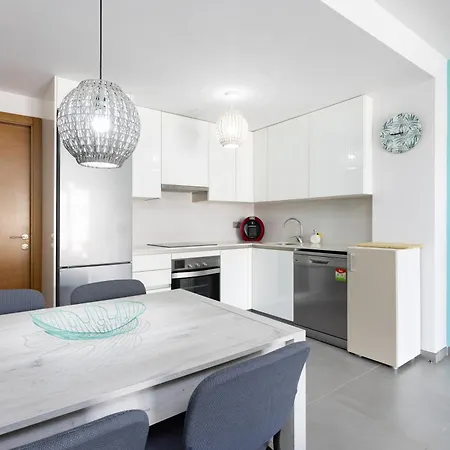 Tejita Pool Apartment